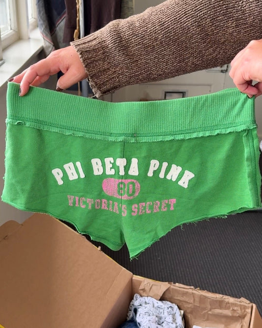 00's VS Pink distressed micro shorts w embroidery• Size S