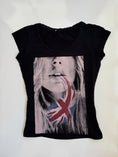 Load image into Gallery viewer, Cotton Union jack photo print tee • Size M