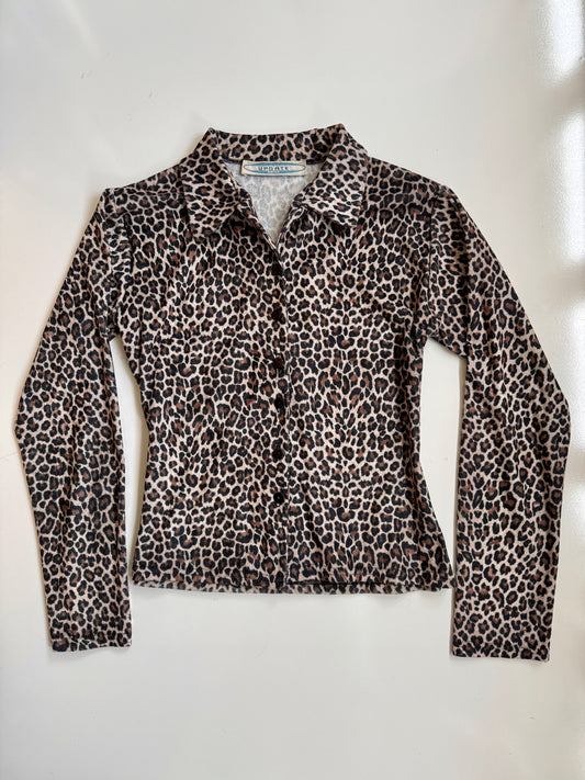 90's textured leopard print button down • Size M