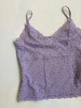 Load image into Gallery viewer, 00's Lilac lace cami • Size M