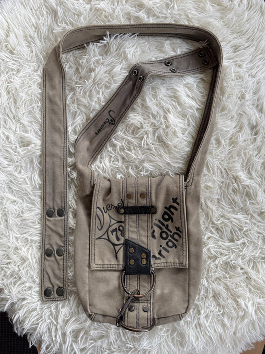 00's Diesel canvas print messenger bag