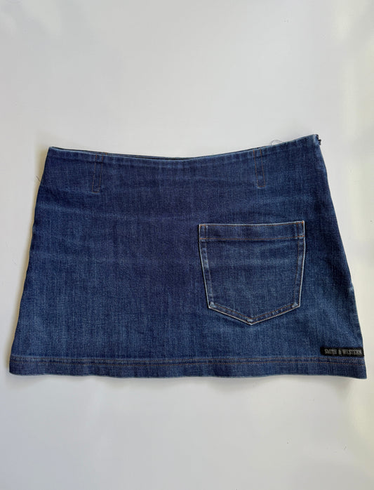 NZ 90's Denim mini skirt • Size 8-10