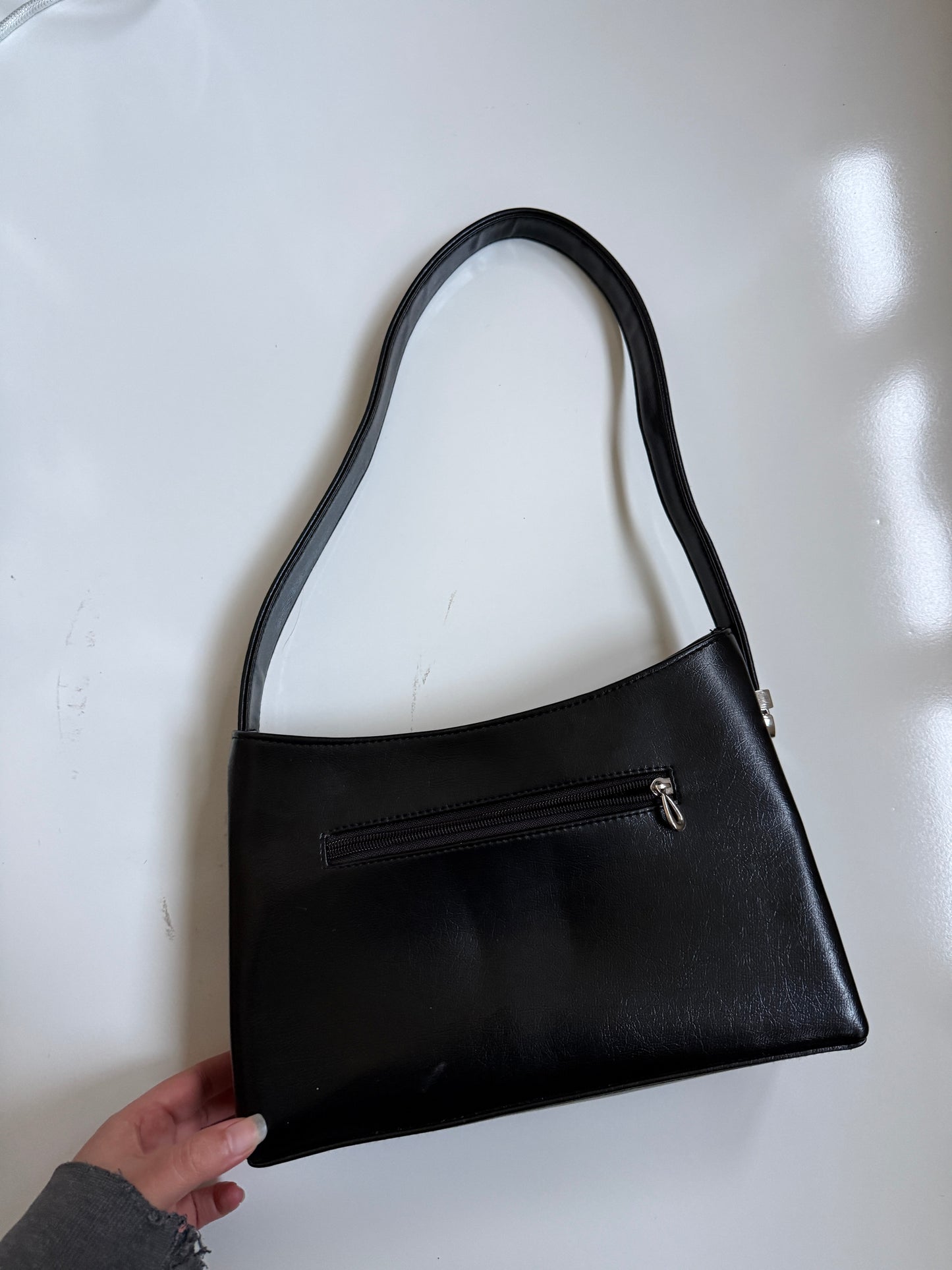 00's "G" leather handbag