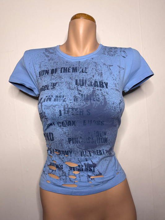 00's Benetton distress detail baby tee • Size S/M