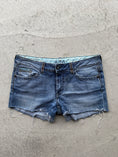 Load image into Gallery viewer, 00's Raw hem Mavi denim shorts • Size 10
