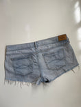Load image into Gallery viewer, 00's Abercrombie & Fitch distressed denim shorts • Size 10-12