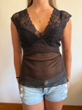 Load image into Gallery viewer, 00's Brown mesh/lace tie back top • Size M