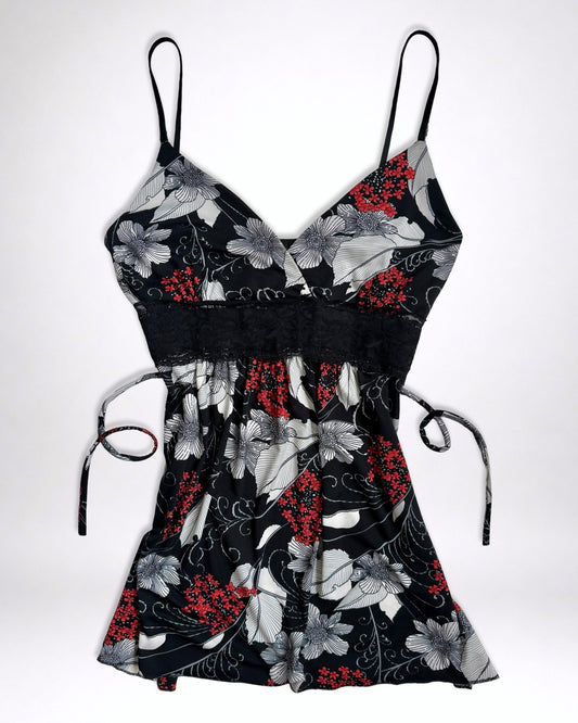 00's Floral pattern cami w lace detail • Size L