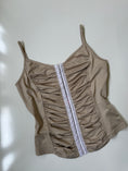 Load image into Gallery viewer, 00's Note hook eye cami top • Size S
