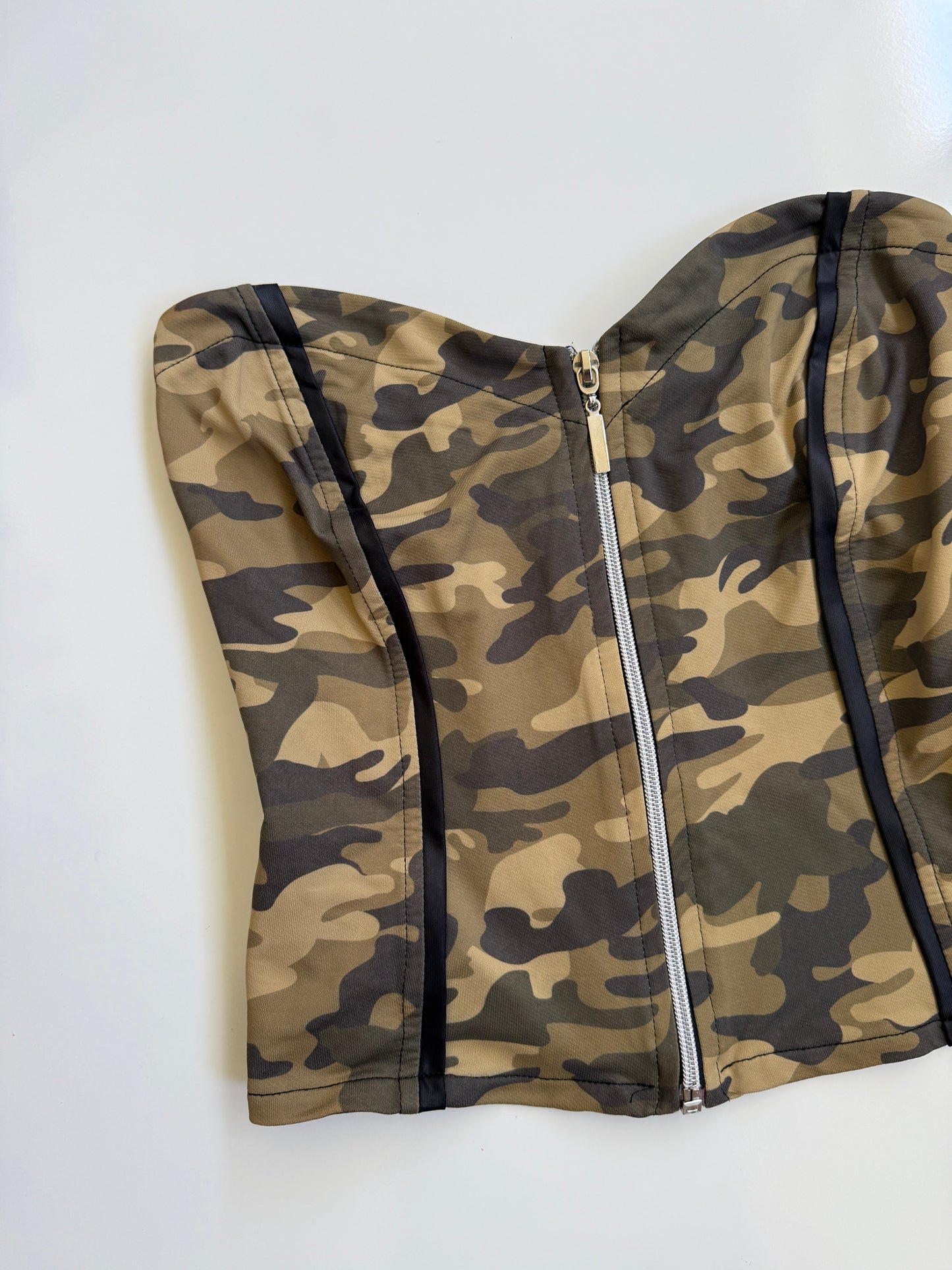 2010's camo zipper tube top • Size M