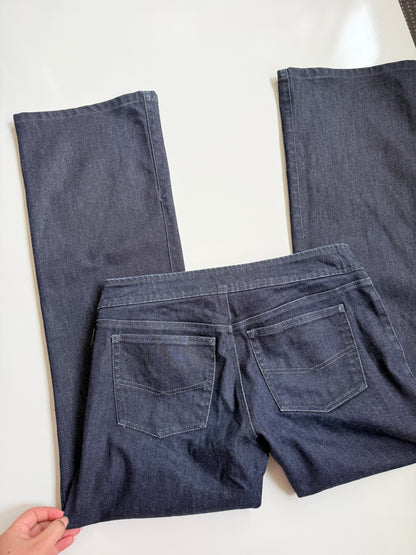 NZ 00s Workshop buckle flared jeans • Size 10