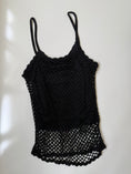 Load image into Gallery viewer, 00's Crochet beaded rose cami • Size XS/S
