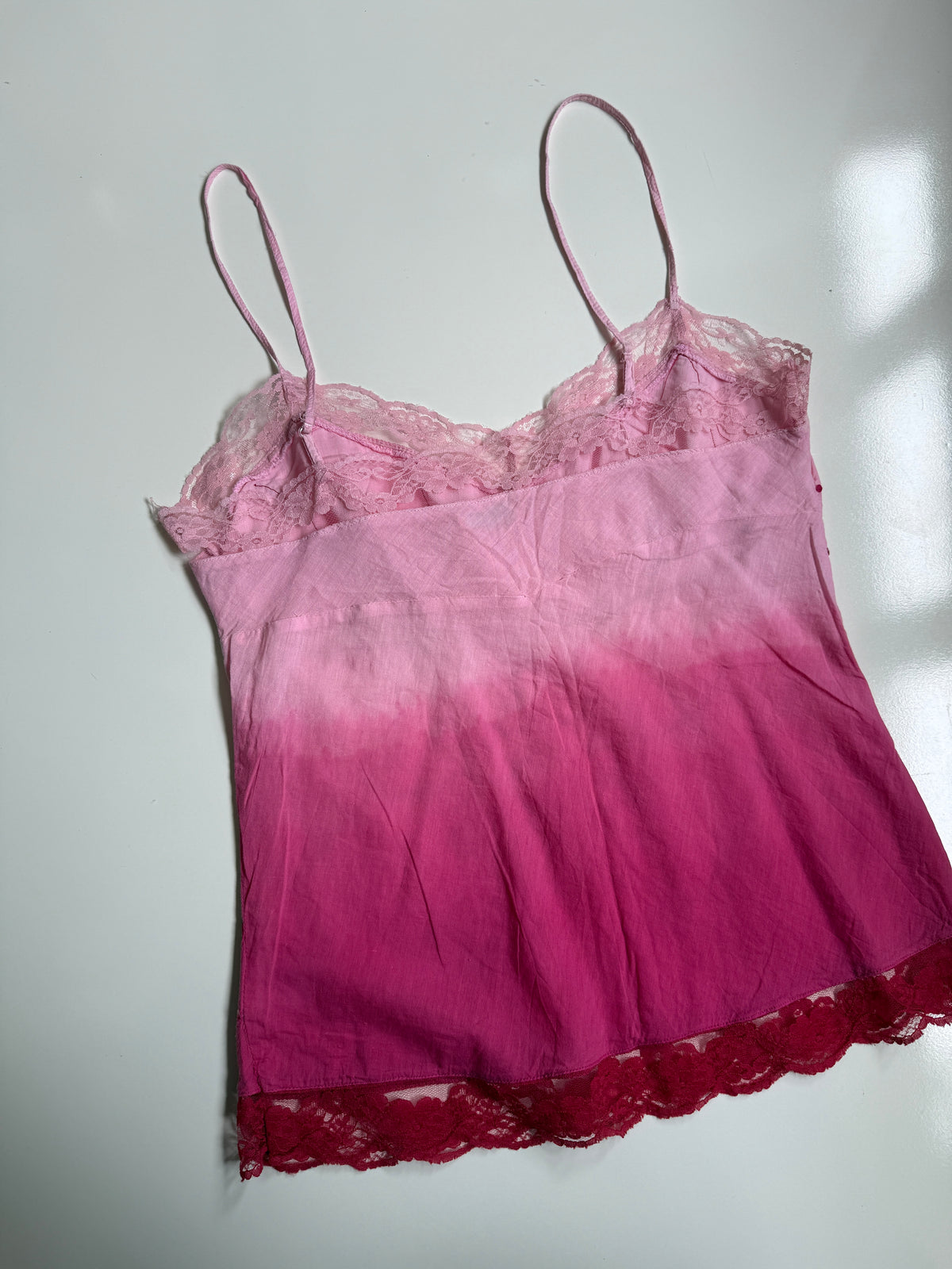 00's Cotton sequin cami w lace trim • Size L