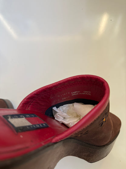00's Tommy Hilfiger genuine leather platform clogs • Size 7
