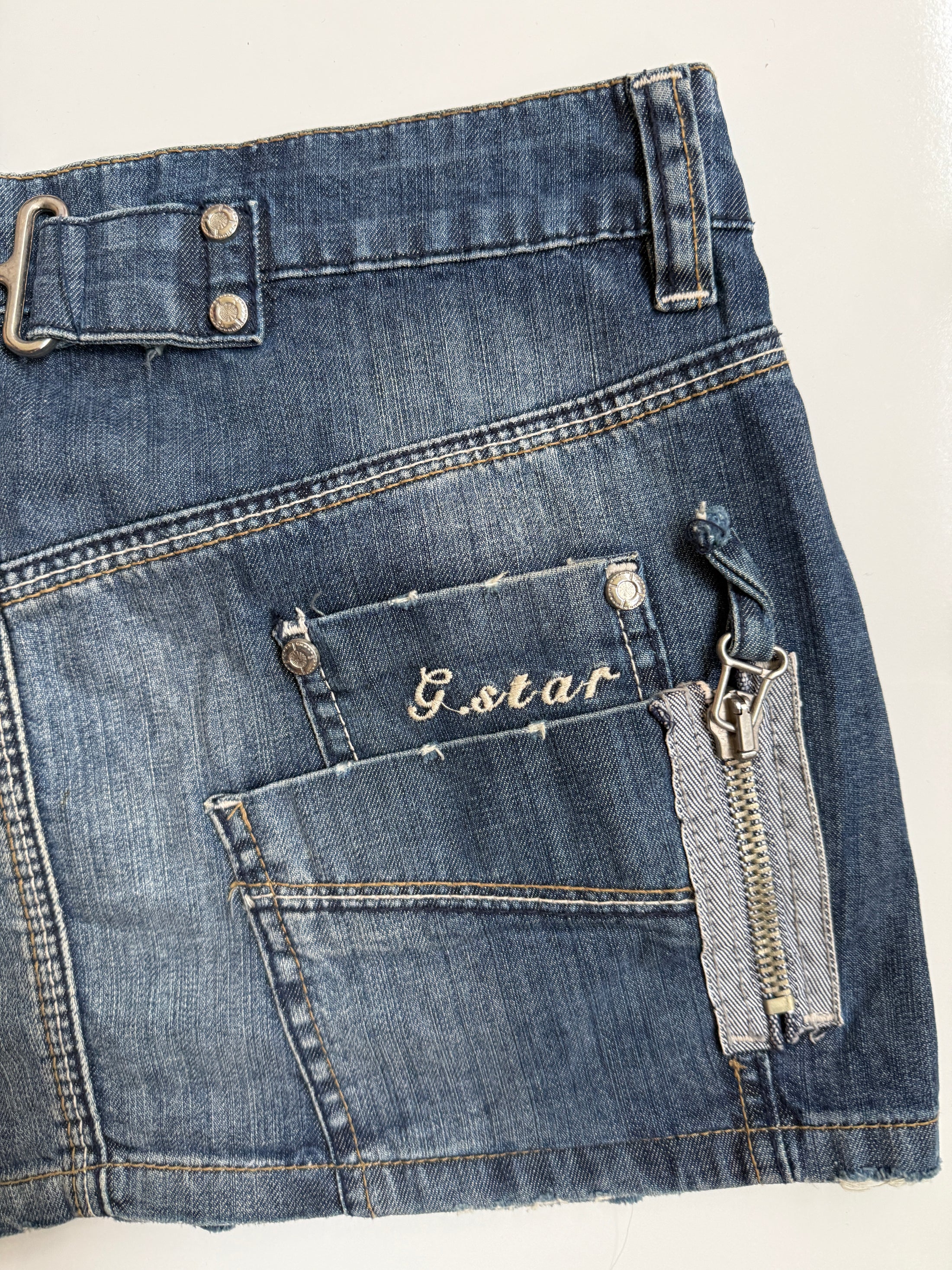 00's G-Star Raw denim mini • Size 8