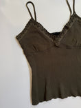 Load image into Gallery viewer, 00's Sisley Khaki pointelle cami • Size S
