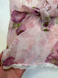 Load image into Gallery viewer, 00's Pattern sheer bow cami • Size S
