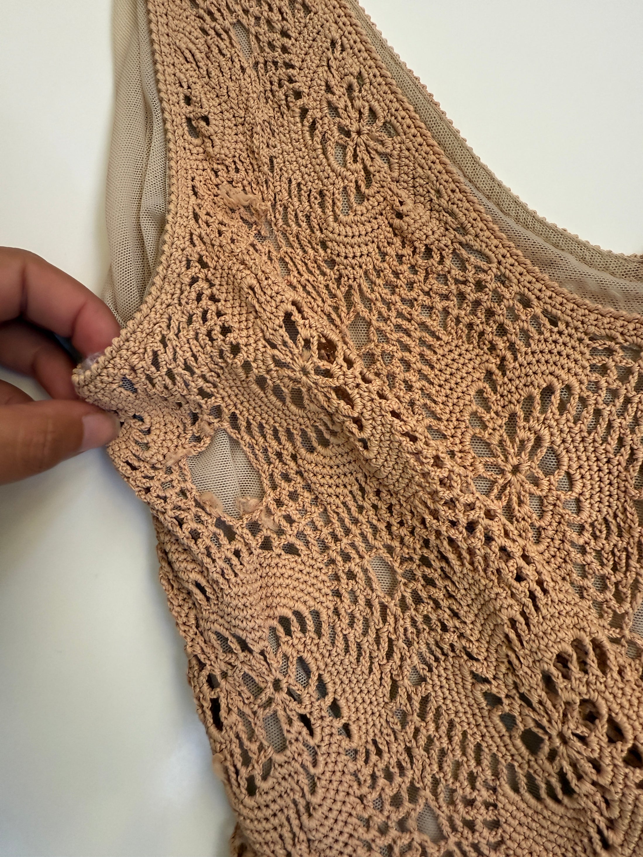 00's Wallis crocheted tank • Size M