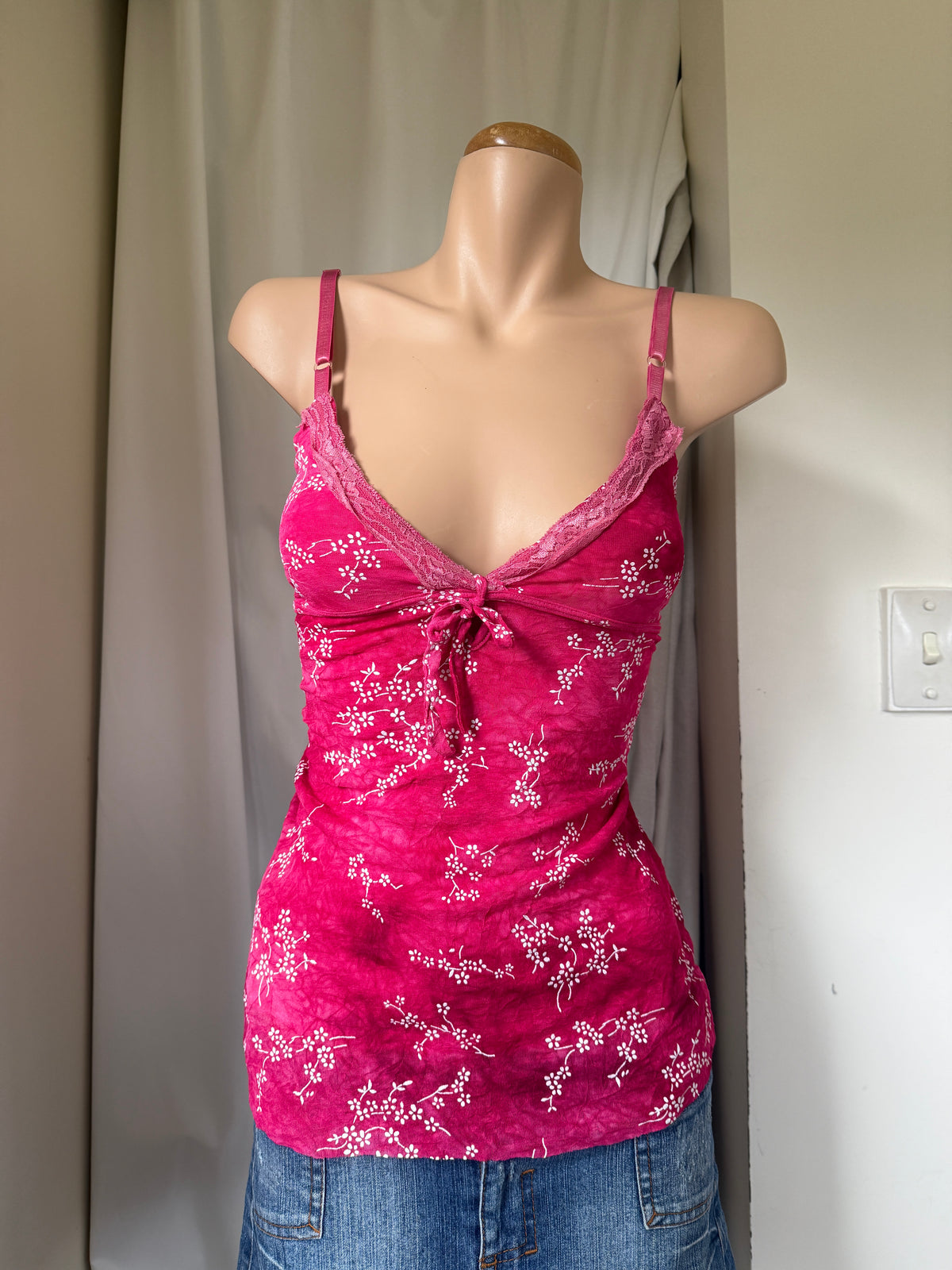 Italian 00's mesh lined pattern cami • Size S