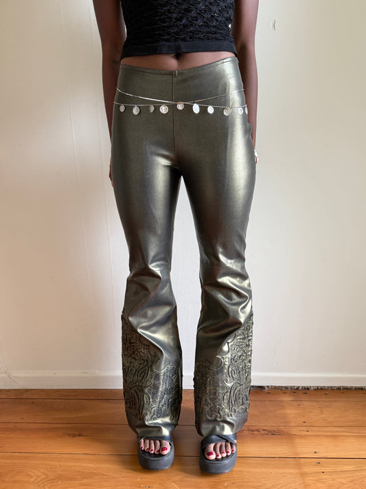 00's Faux leather embroidered flares • Size 8