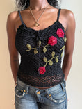 Load image into Gallery viewer, 00's Crochet beaded rose cami • Size XS/S
