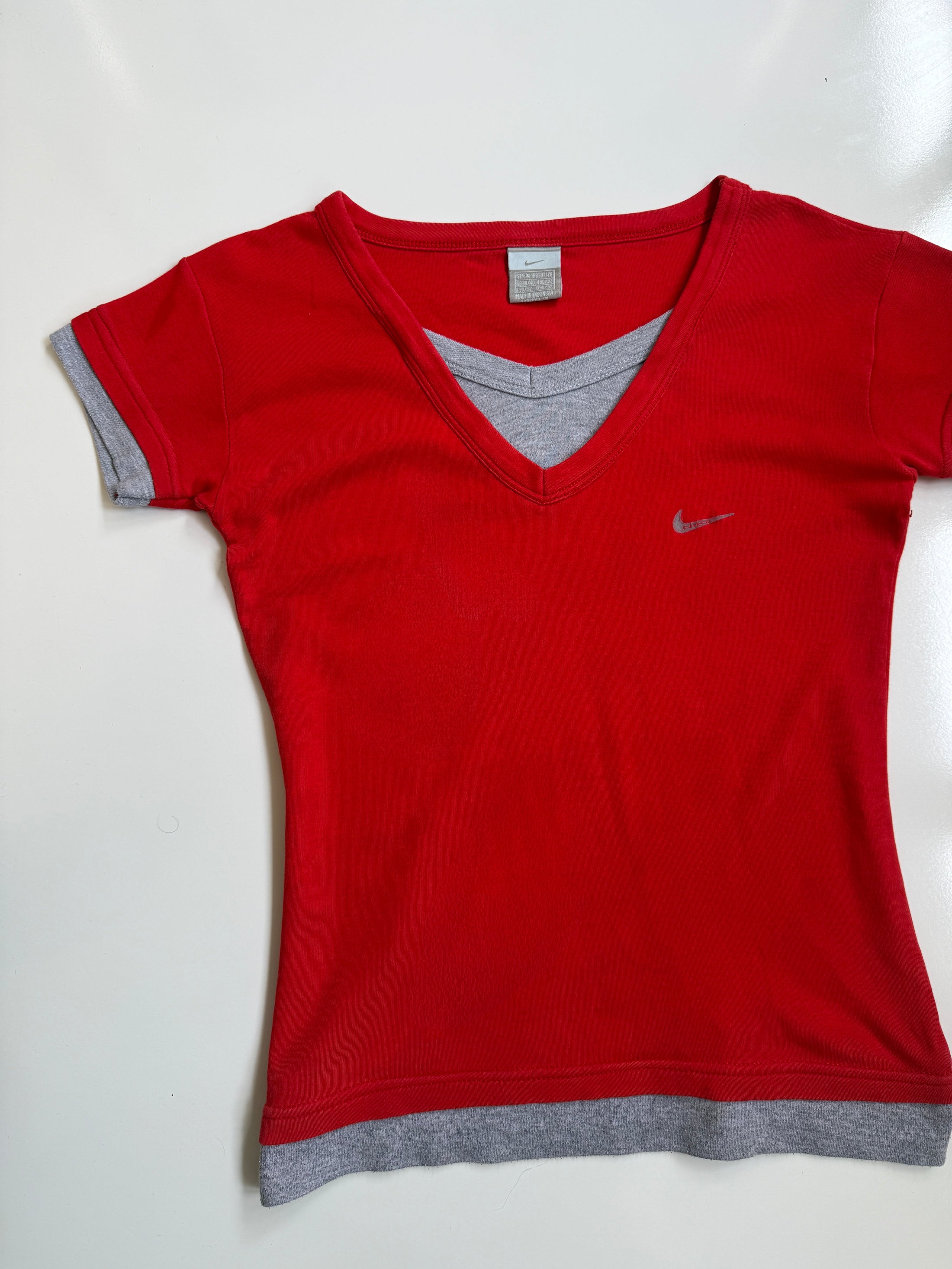 00's Nike sporty baby tee • Size S/M
