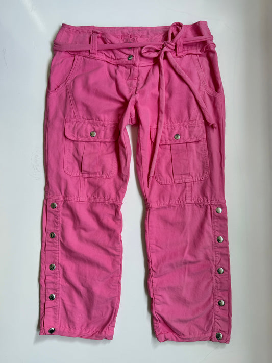 00's Pink capri cargos • Size 8