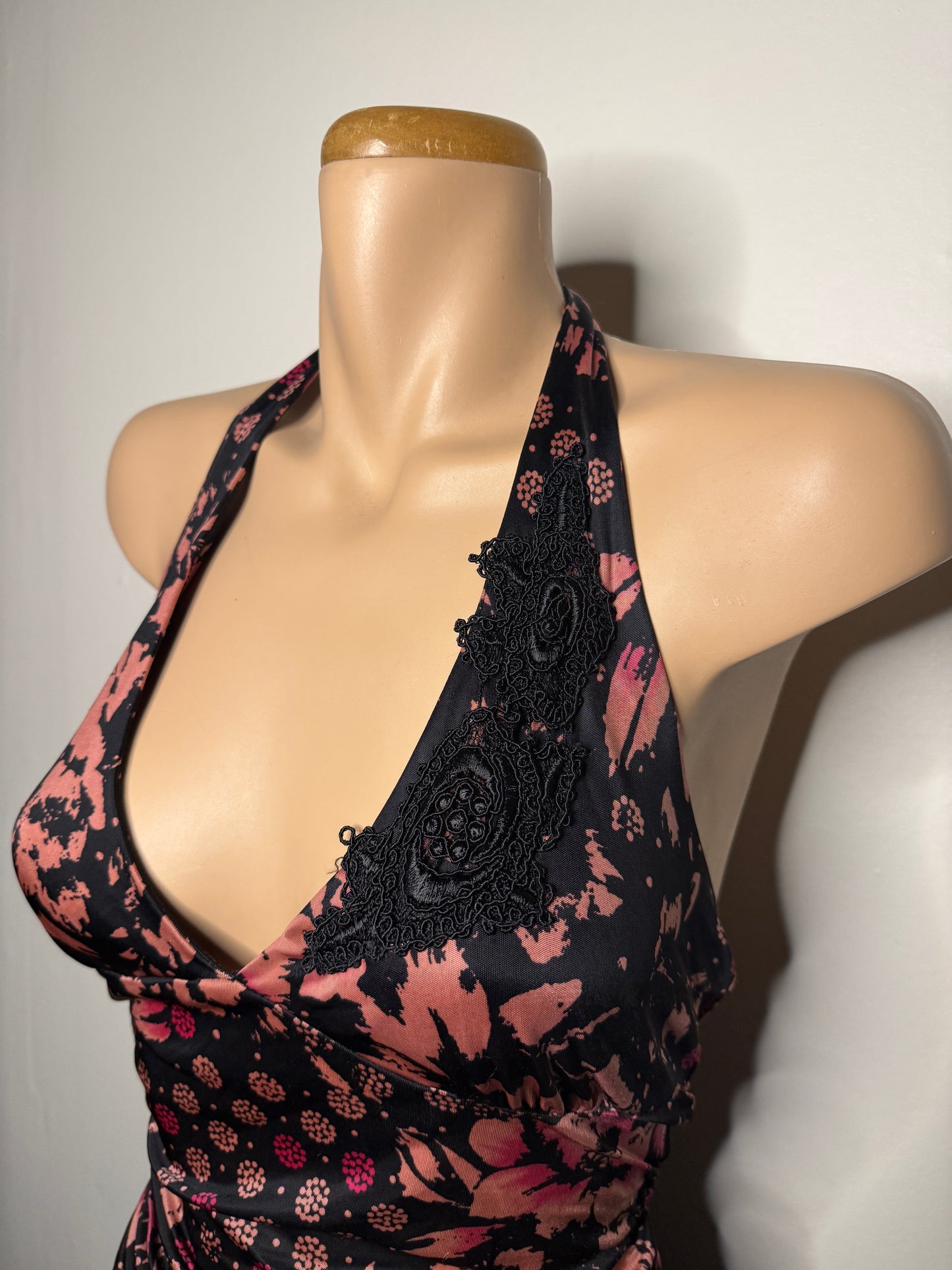 00's Mango pattern embroidered halter • Size L