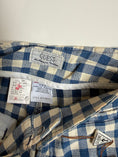 Load image into Gallery viewer, 90's Deadstock Guess plaid shorts • Size 8
