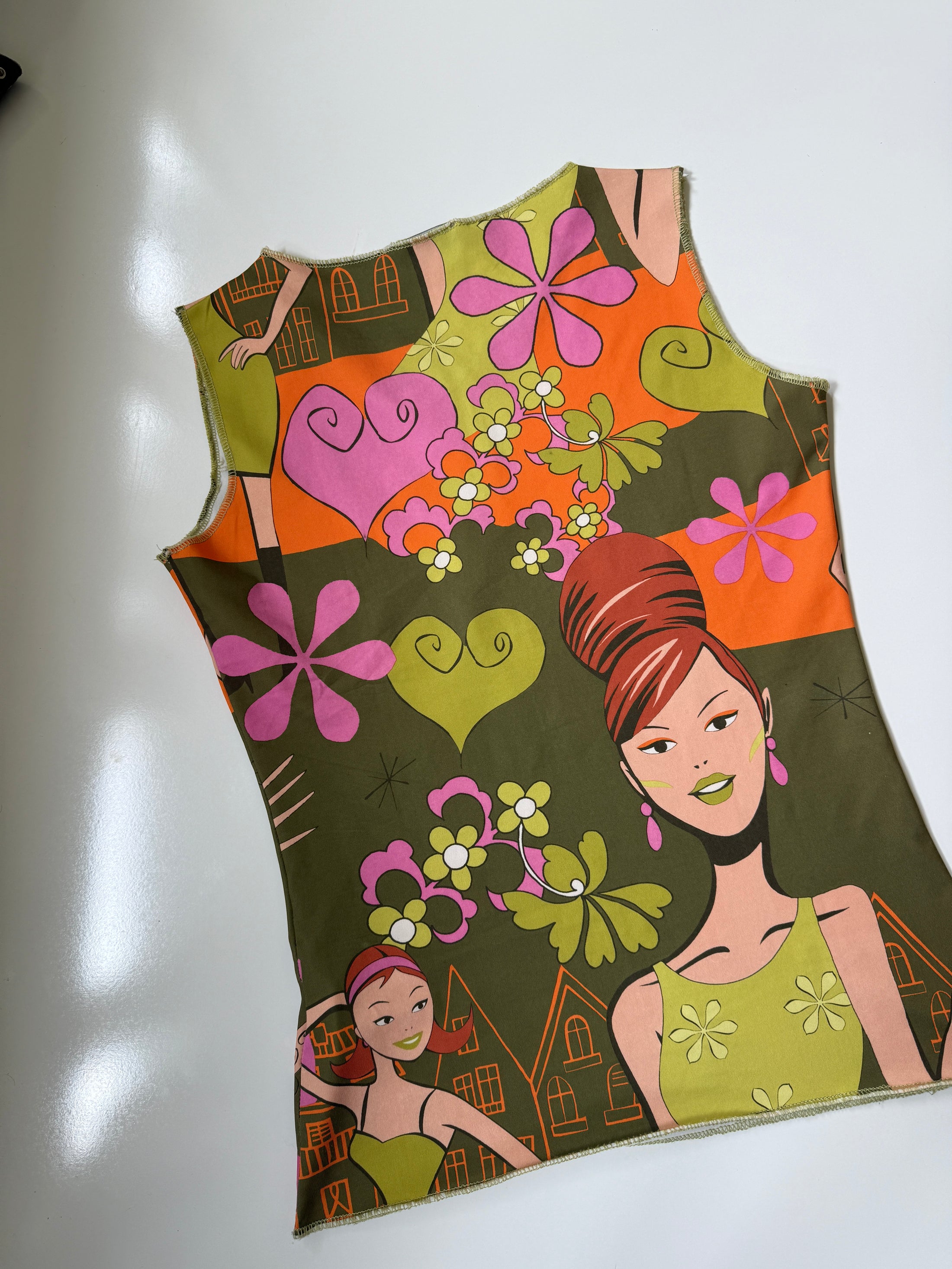 00's Graphic print tank top • Size S