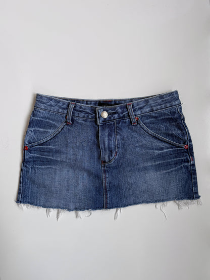 00's El jeans embroidered denim mini • Size 6