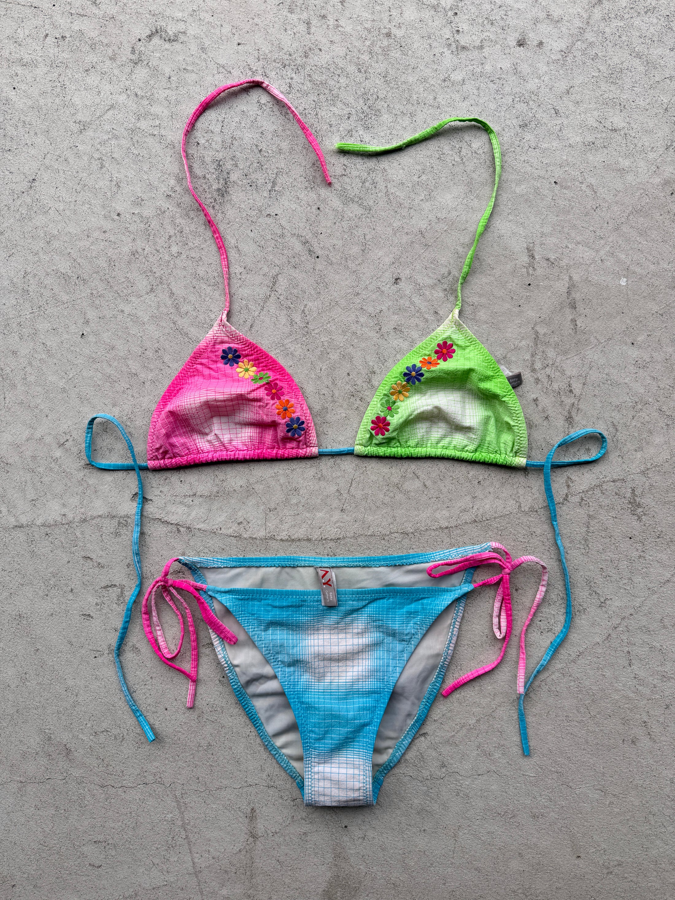 00’s AY multi-c bikini w flower embroidery • Size S