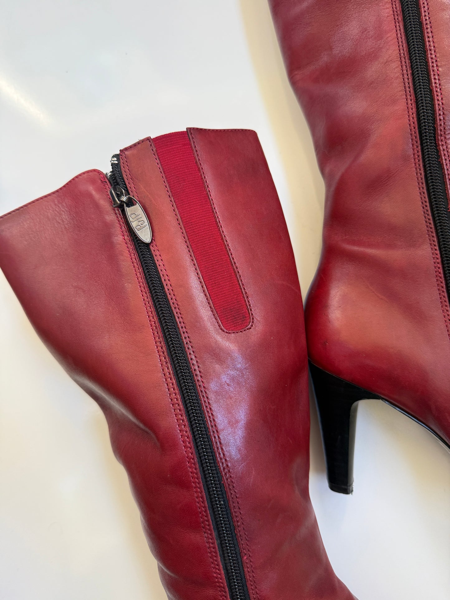 00's Genuine leather red Pulp buckle boots • Size 8