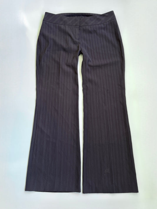 00's Low-rise pinstripe office flares • Size 12