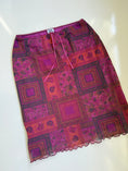Load image into Gallery viewer, 00's BAY mesh pattern low-rise midi • Size 8/10
