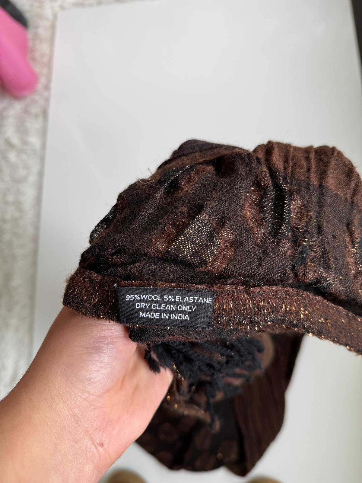 00s Wool blend brown scarf