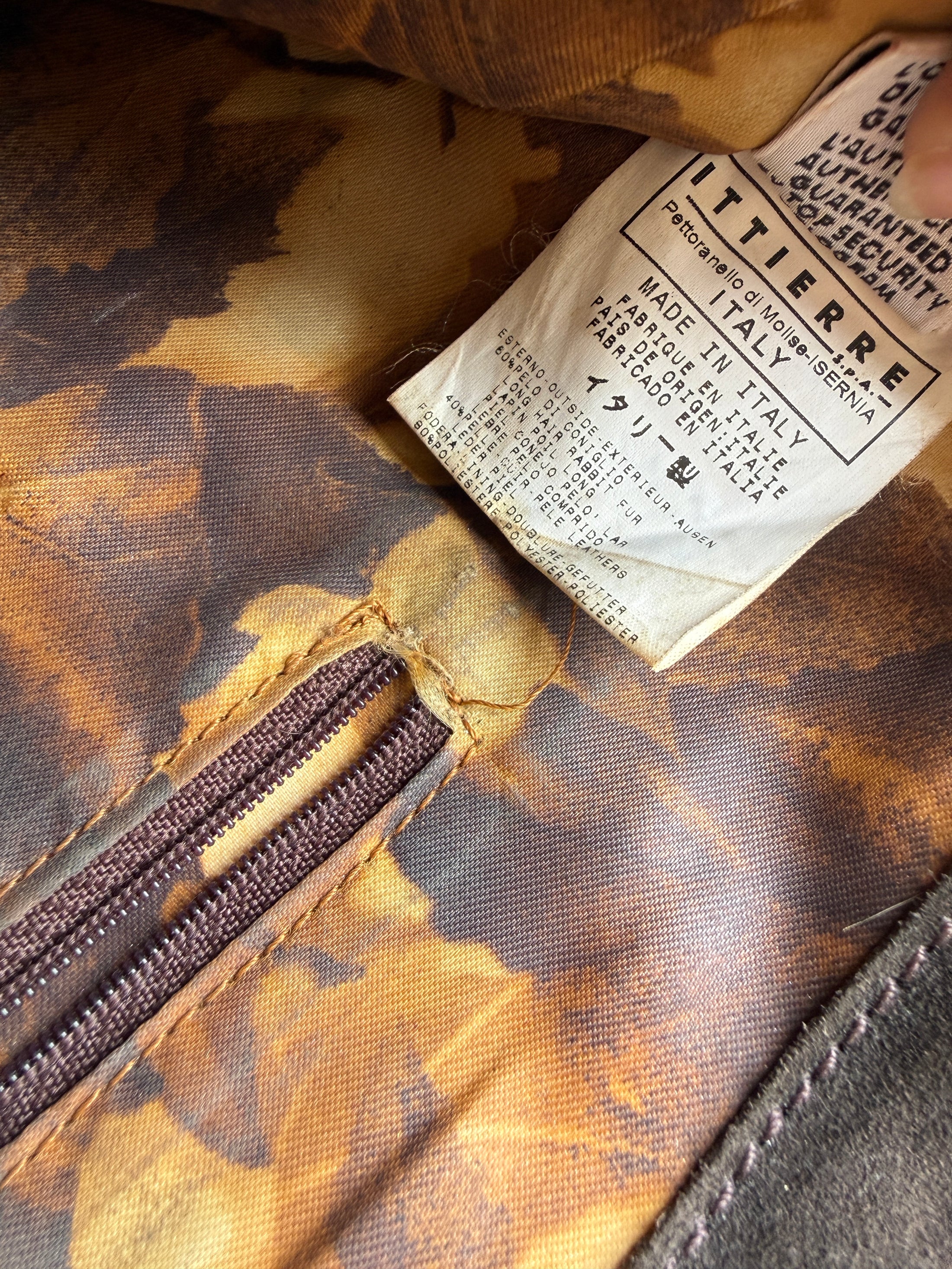 00's Dolce & Gabbana Genuine suede x Rabbit fur crossbody