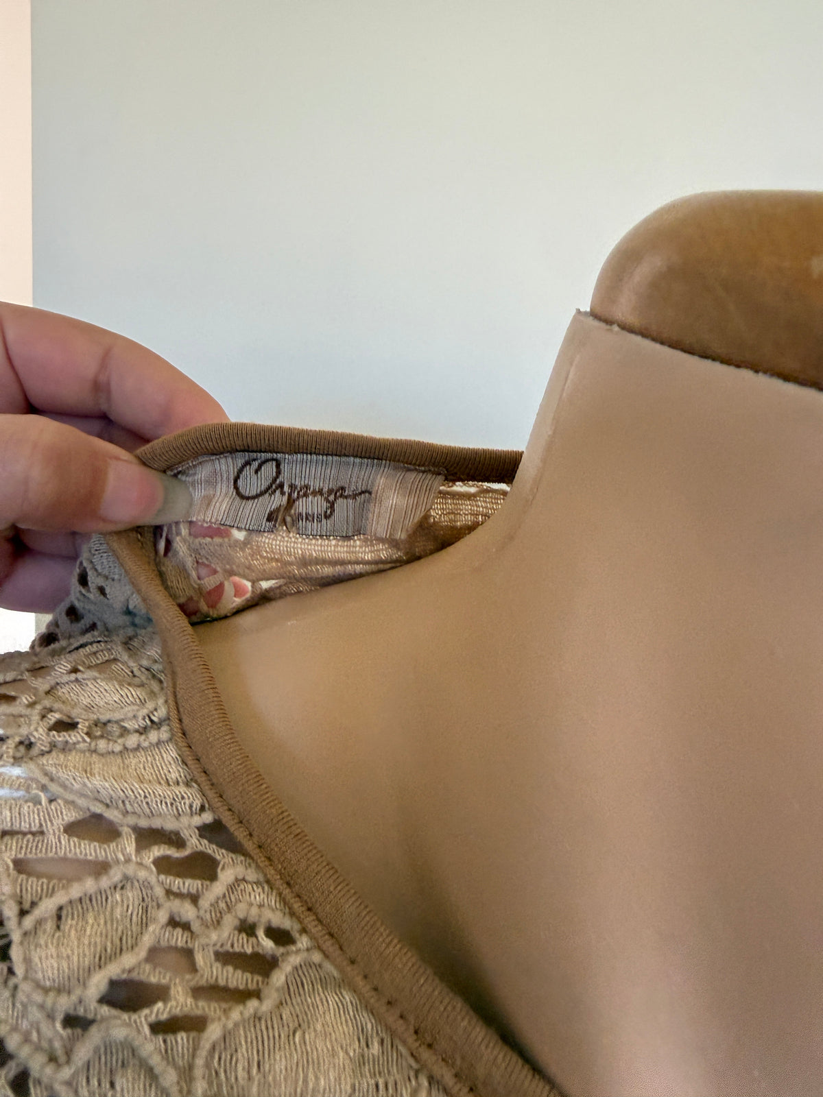 French 00's lace cardigan • Size S