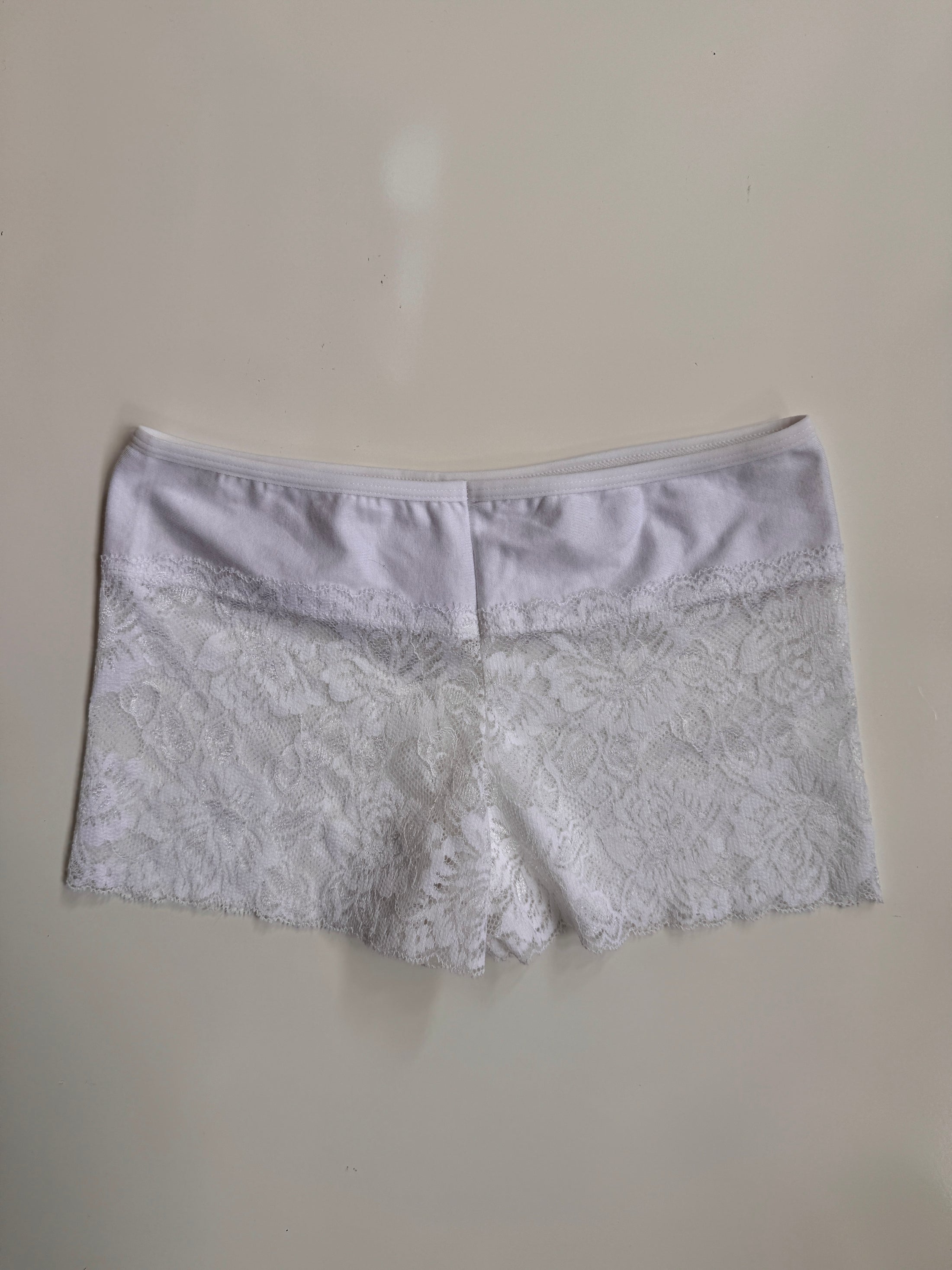 00's lace boy shorts • Size XS/S