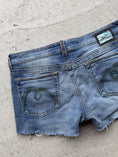 Load image into Gallery viewer, 00's Raw hem Mavi denim shorts • Size 10
