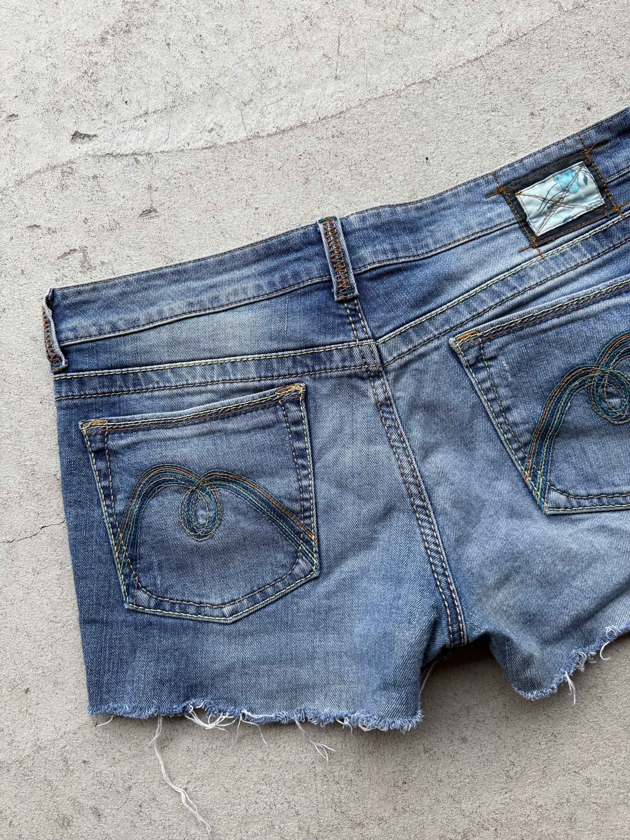 00's Raw hem Mavi denim shorts • Size 10