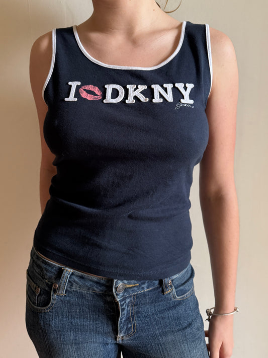 00's DKNY embroidered tank • Size L