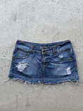 Load image into Gallery viewer, 00's Denim distressed micro mini • Size 8
