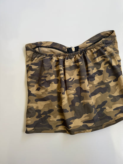 2010's camo zipper tube top • Size M