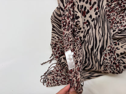 00s Animal print scarf