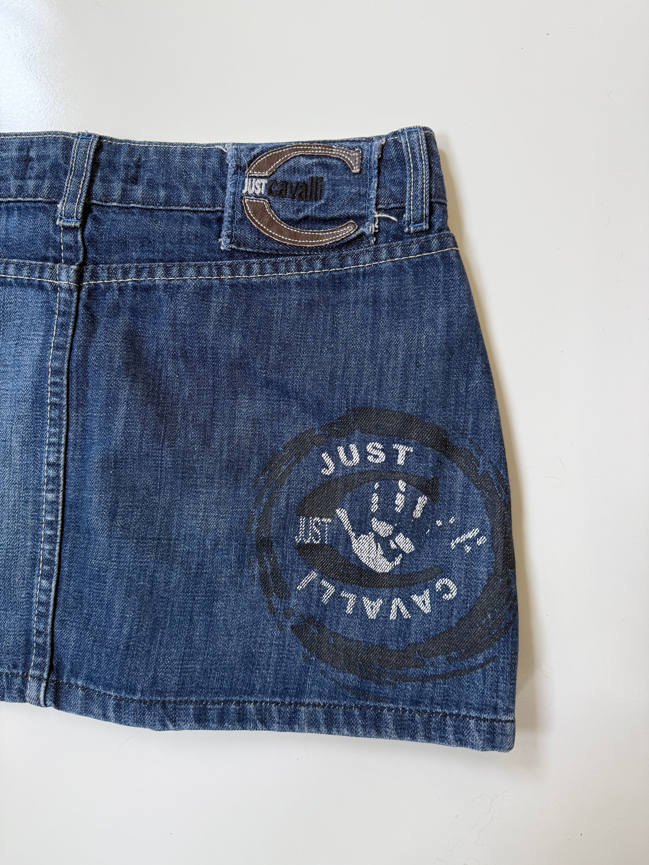 00's Cavalli denim mini skirt • Size 8