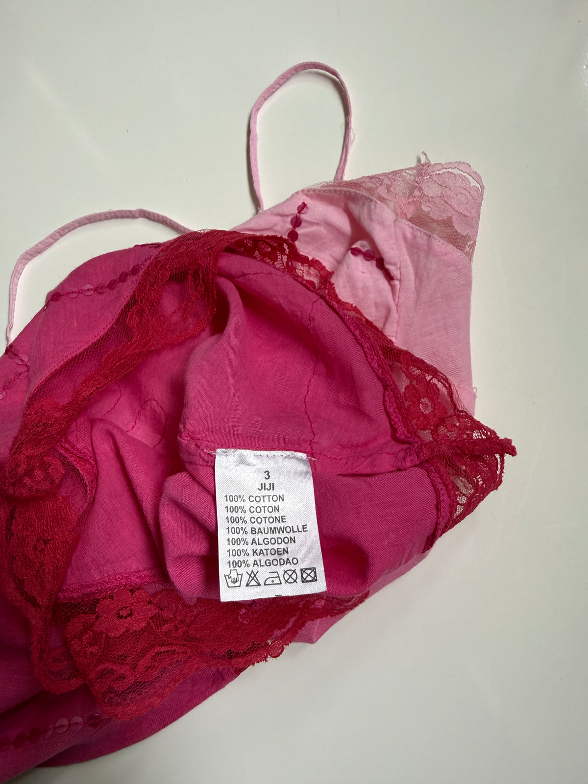 00's Cotton sequin cami w lace trim • Size L