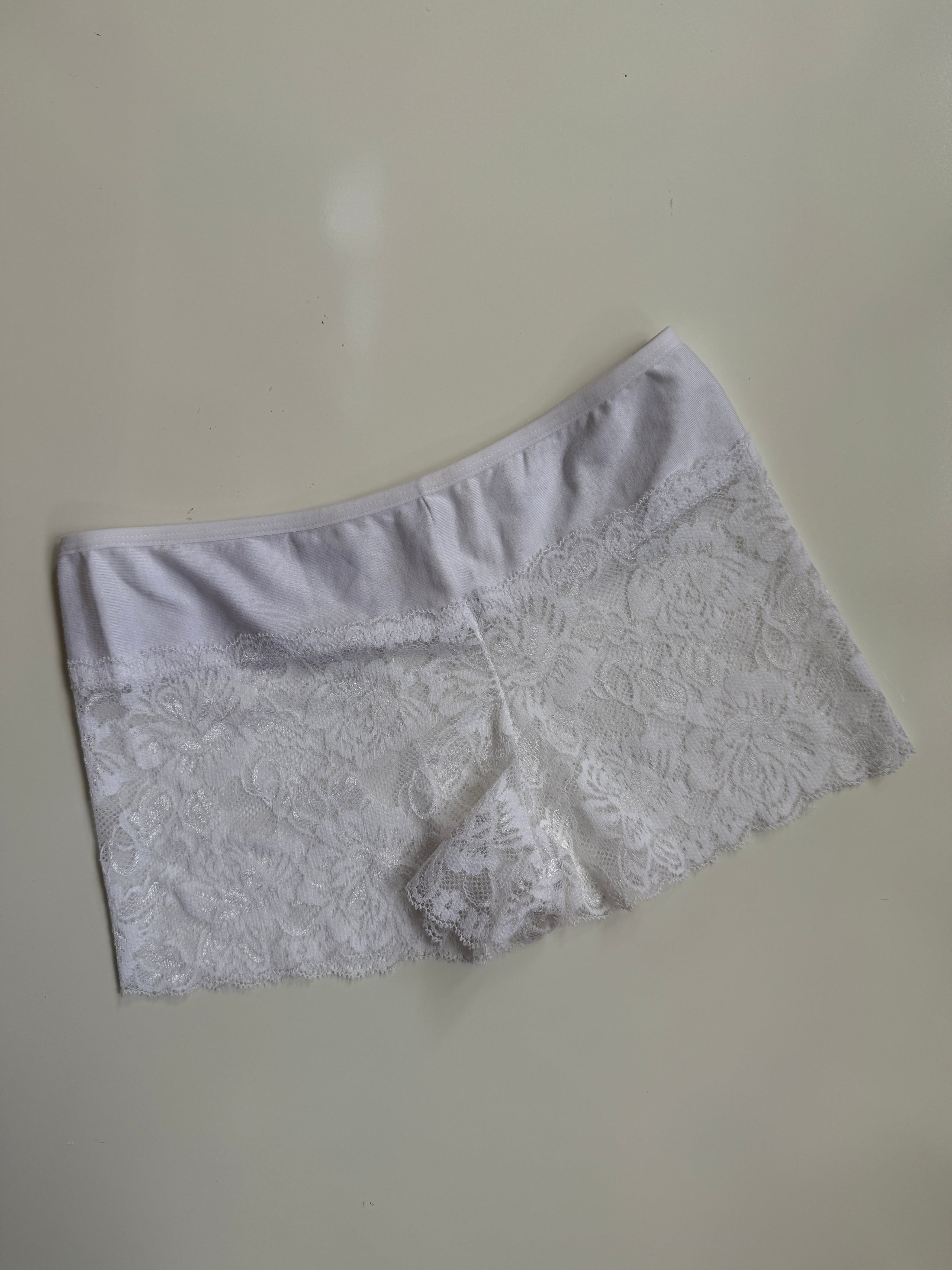 00's lace boy shorts • Size XS/S