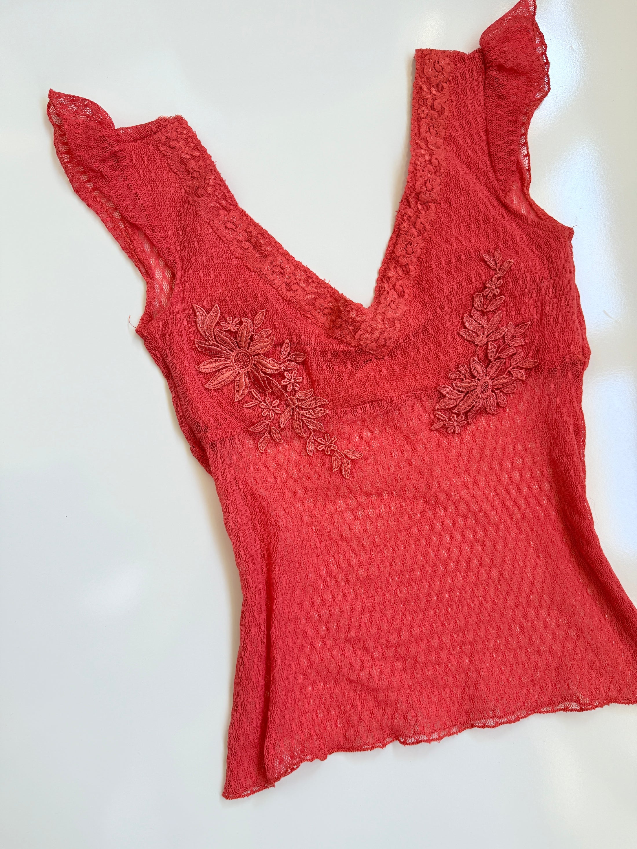 00's Coral red embroidered mesh lace top • Size XS
