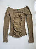 Load image into Gallery viewer, Italian 00's Super stretch khaki ribbed off shoulder top• Size OS
